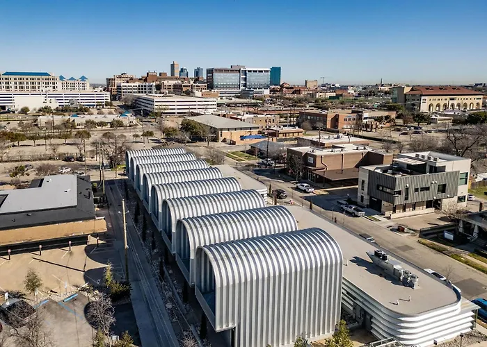 Rooftop Terrace Near Downtown Worth Holiday home *