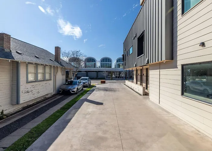 Rooftop Terrace Near Downtown Worth Holiday home Fort Worth